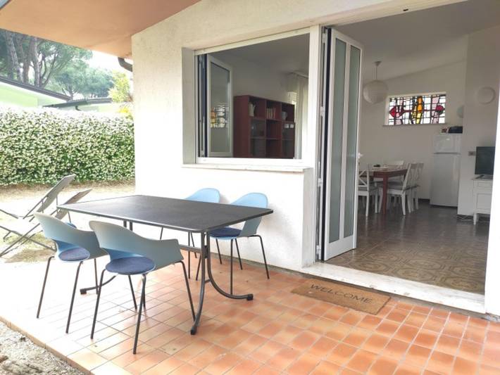 Appartement entier, Propriété de vacances relaxante avec jardin et parking in Lignano Riviera, Lignano Sabbiadoro