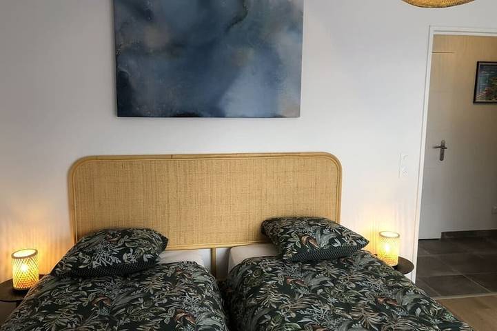 Gîte pour 4 personnes, avec balcon dans Esplanade du Lac ( Aix-les-Bains) - 4