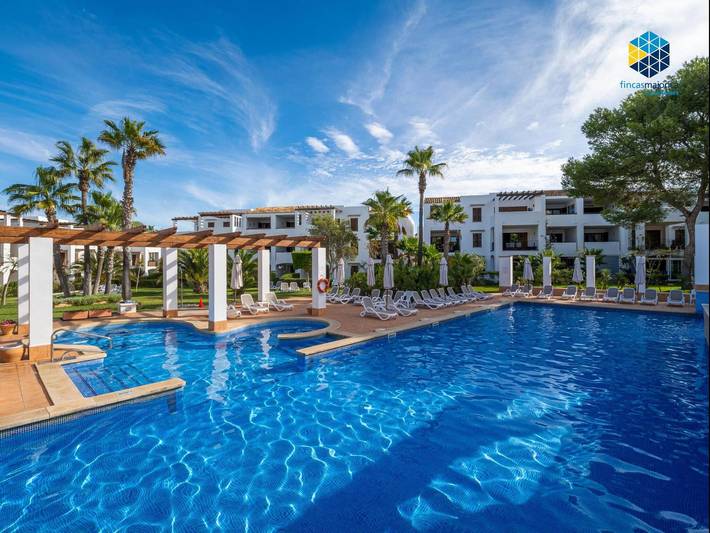 Vakantieappartement voor 4 personen, with zwembad and balkon as well as tuin in Cala d'Or