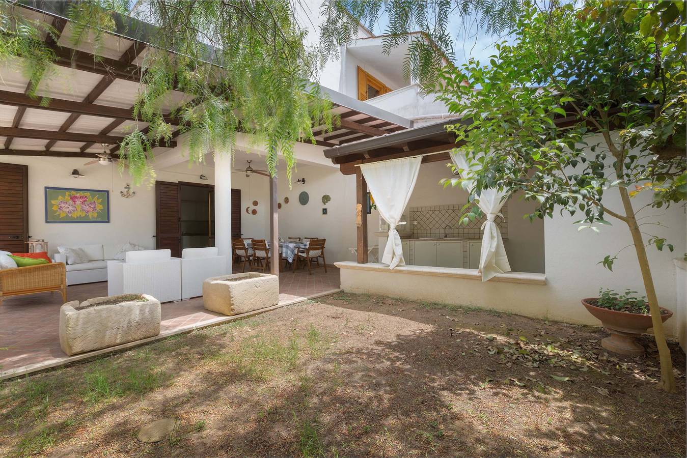 Villino Pepe Rosa by Barbarhouse in Torre Dell'orso, Lecce Province