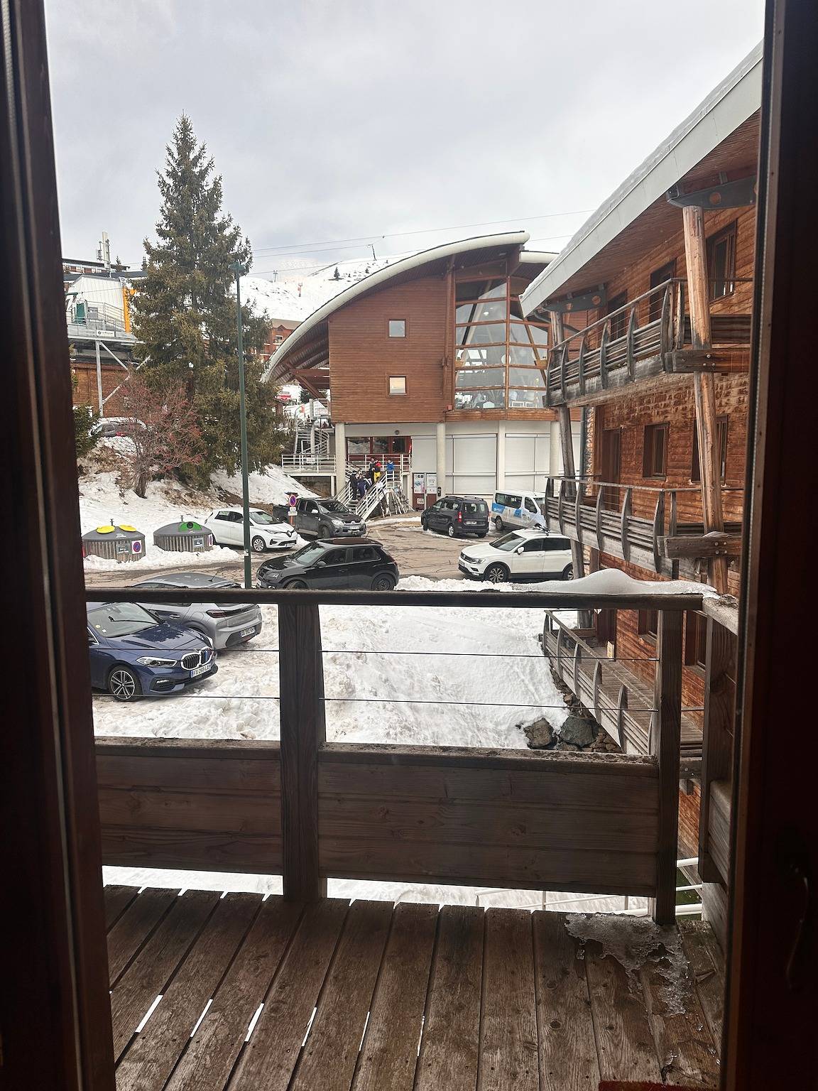 Ganze Wohnung, Duplex-Apartment für 4 Personen Les Balcons Du Recoin mit Balkon in Chamrousse, Nationalpark Écrins