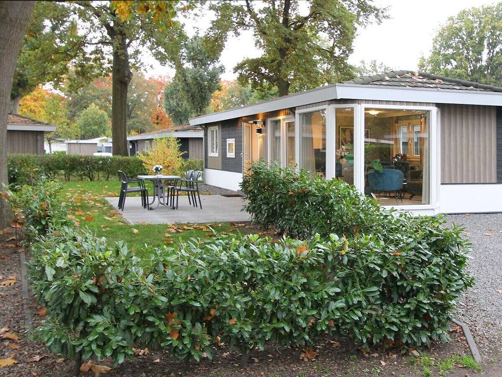 Chalet voor 4 Personen in Susteren, Limburg