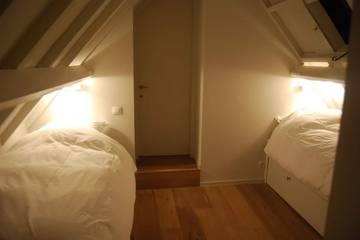 Vacation Rental for 12 Guests in Bruges, West Flanders, Picture 3