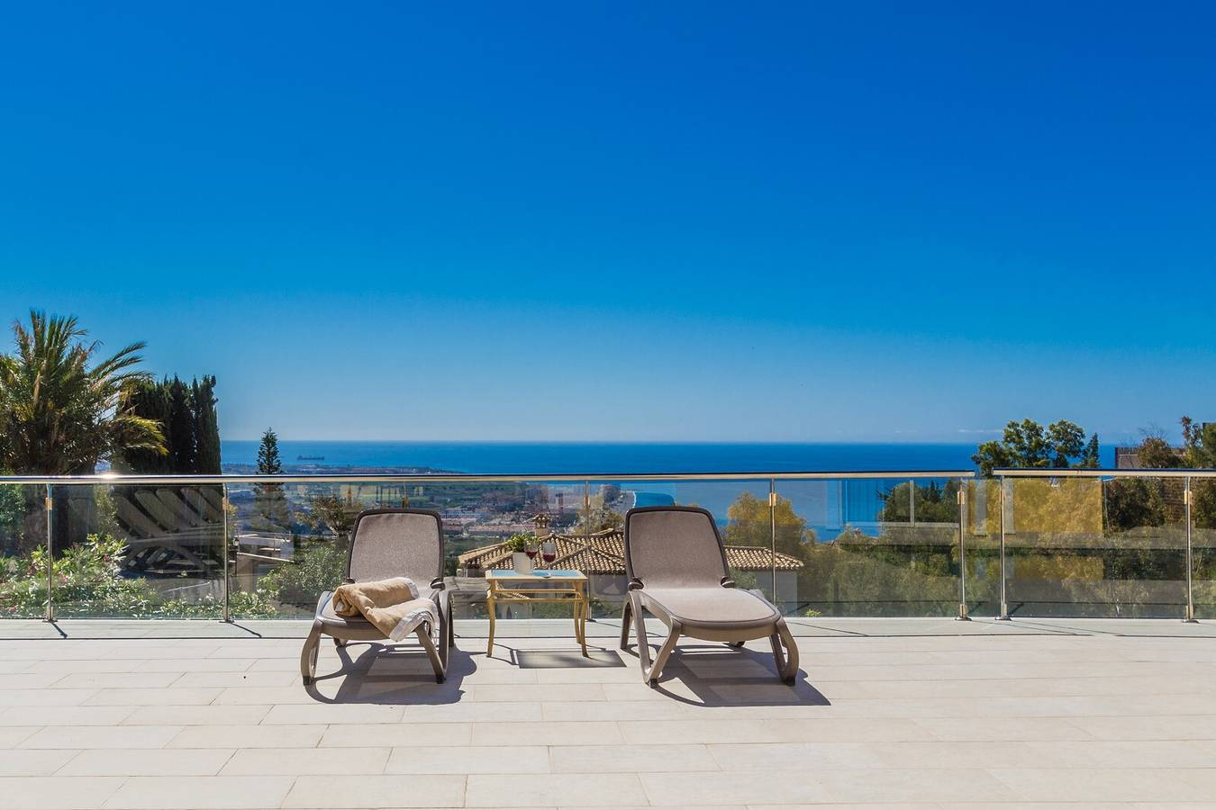 Villa "Buena Vista" mit Meerblick, privatem Pool & Wlan in Monte de los Almendros, Salobreña