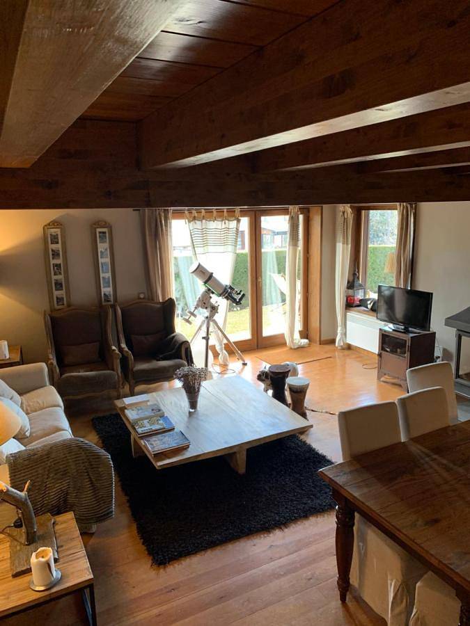 Location de vacances pour 6 personnes, avec piscine et vue ainsi que jardin et terrasse à Estavar - 4