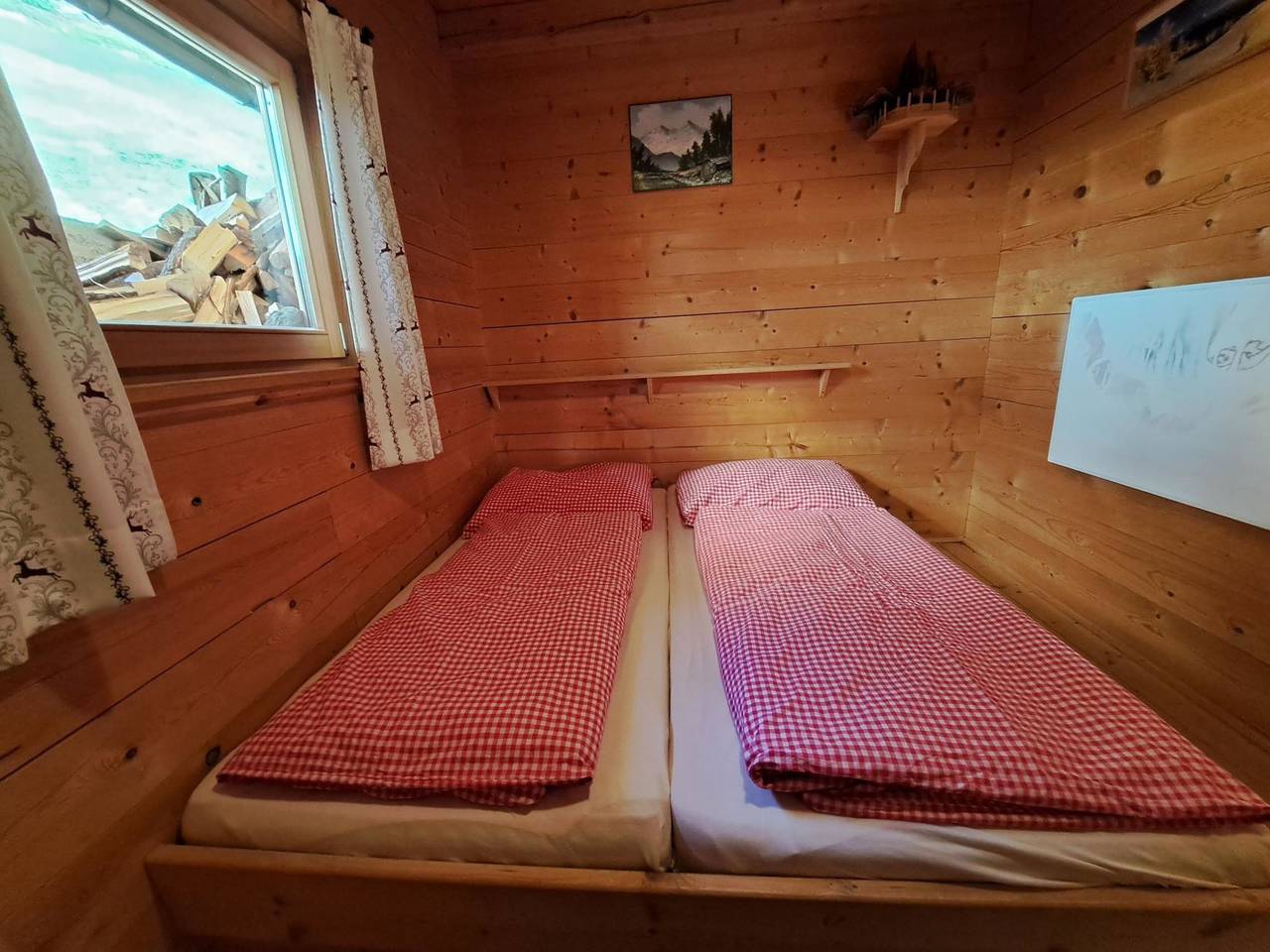 Nasenalmhütte in Hippach, Tiroler Unterland