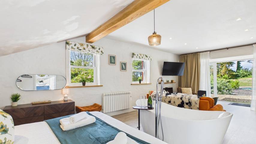 Apartamento inteiro, The Pig Sty - 1 Bedroom Studio - Princes Gate in Pembrokeshire