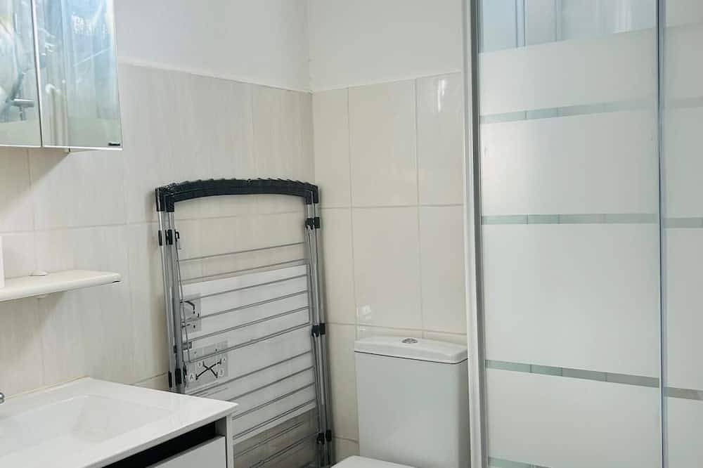 Appartement entier, L'Eden à 2 pas de Paris (Rer C et D) et d'Orly, dans un quartier Calme au Rdc in Viry-Châtillon, Essonne