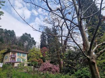 Ferienhaus für 8 Personen, mit Balkon und Garten in Locarno