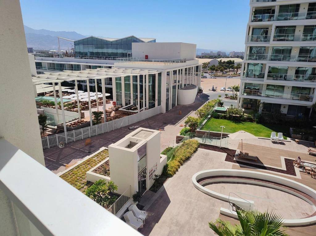 Geheel appartement, Ocean's Edge Suite at 42 Eilat in Red Sea Israel, Eilat