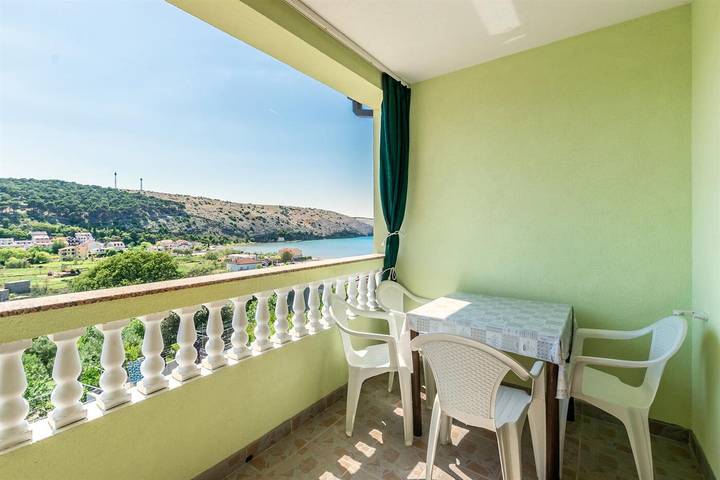 Ferienwohnung für 4 Personen, mit Balkon auf Rab - 2