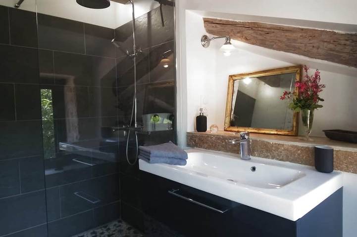 Location de vacances pour 4 personnes, avec jardin à Saint-Didier - 3