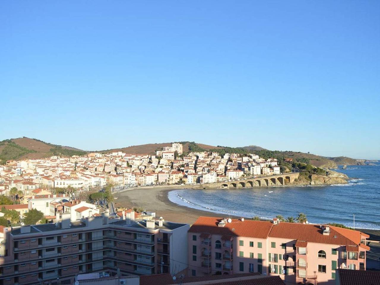 Apartamento entero, Estudio cabina para 4, cerca de la playa, aire acondicionado, parking in La Côte Vermeille, Banyuls-sur-Mer