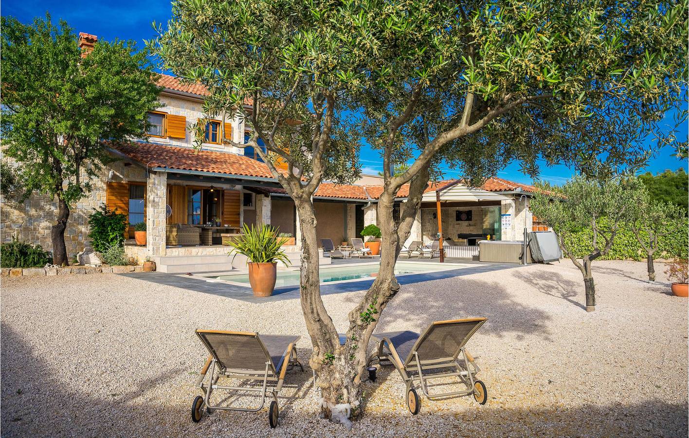 Casa de vacaciones para 8 personas con terraza in Šibenik, Condado de Šibenik-Knin