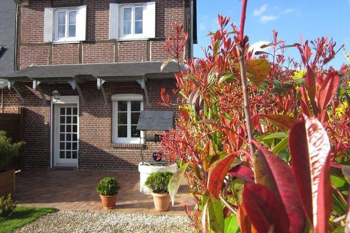 Location de vacances pour 3 personnes, avec Terrasse et Jardin à Isneauville