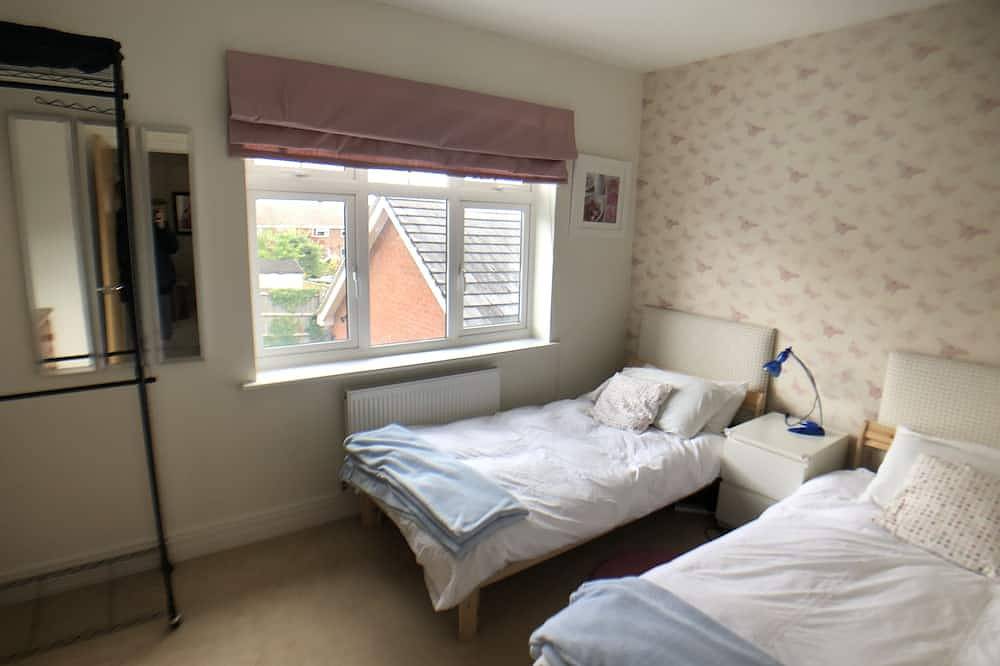 N. Oxfordshire ist leicht zu erreichen nach Stratford, Nec, Blenheim, Oxford, Warwick und London in Banbury, Oxfordshire