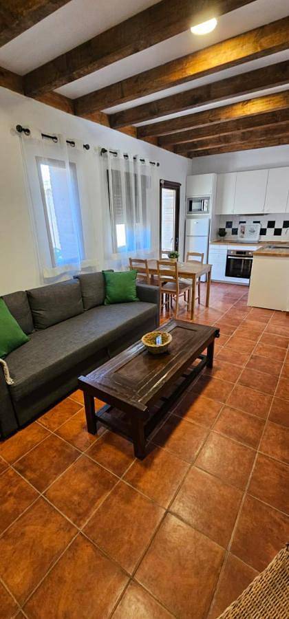 Apartamento para 5 personas, con Terraza además de Jardín y Vistas en Cobisa