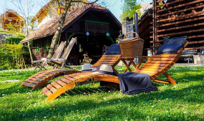 Glamping per 2 persone, con Terrazza e Giardino nonché Sauna e Panorama a Bled