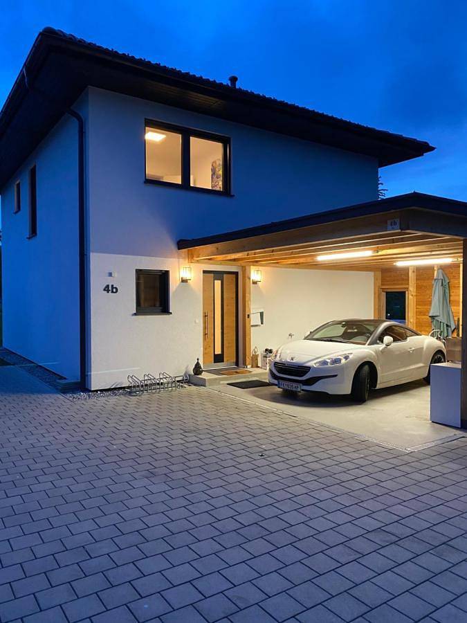 Luxus-Anwesen mit Charme - ganzes Haus mit Garten in Koblach, Bezirk Feldkirch
