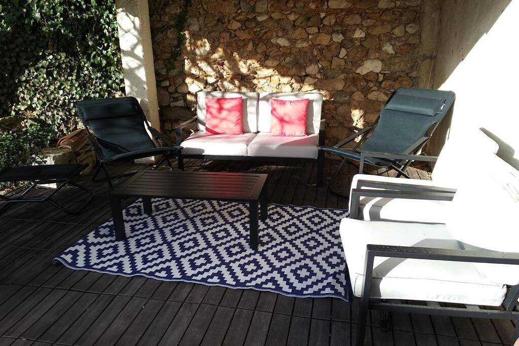 Five-Bedroom House in Camps-la-Source, Région de Brignoles