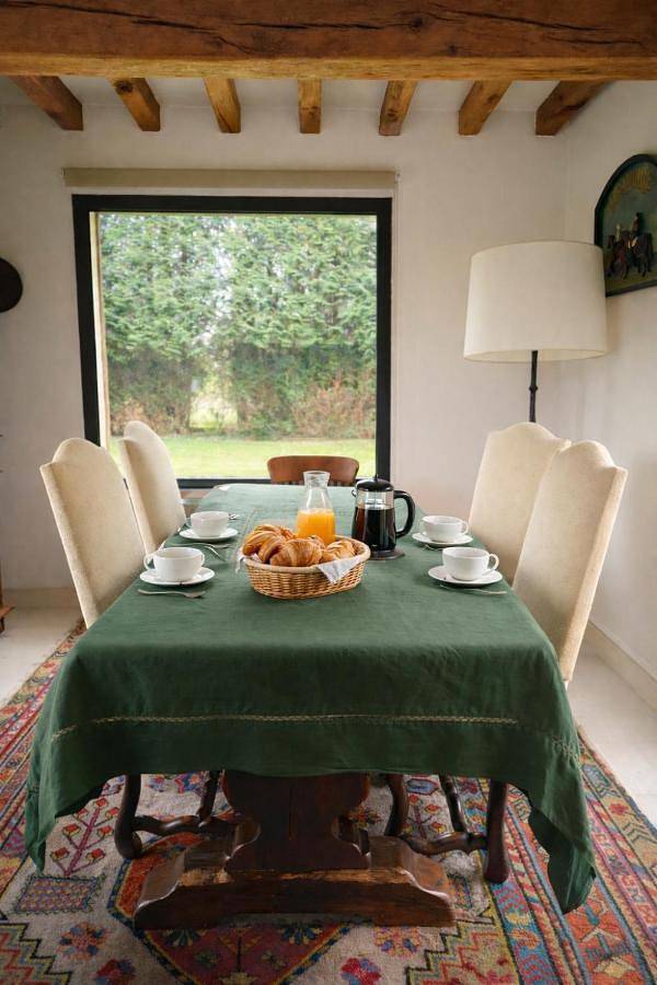 Les Mezerettes Maison campagne avec jardin et cheminée, 4-5 pers in Vauville, Région de Lisieux