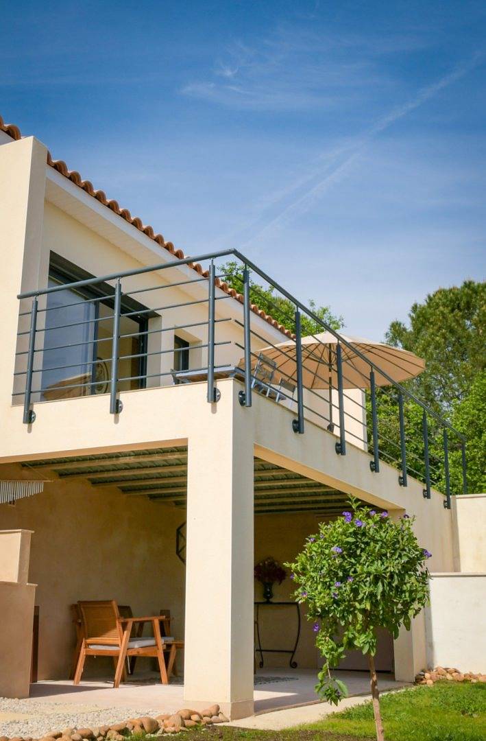 Location de vacances pour 2 personnes, avec piscine et balcon à Montfrin - 3