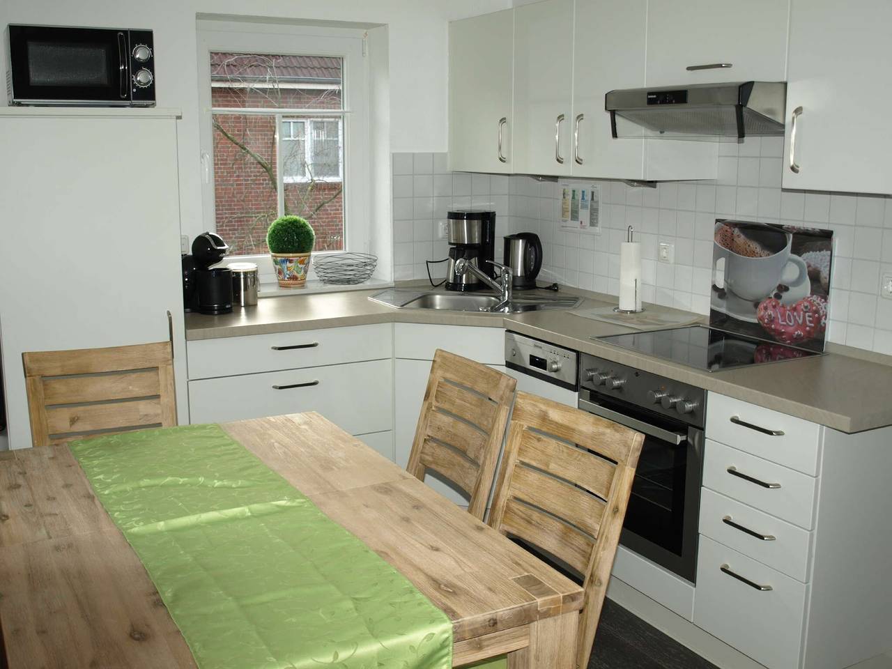 Ganze Wohnung, Frisiastrasse - ferienwohnung seestern in Norddeich, Norden und Umgebung