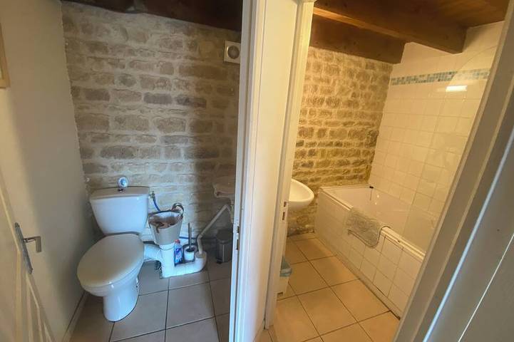 Location de vacances pour 5 personnes, avec jardin et piscine à Dœuil-sur-le-Mignon - 4