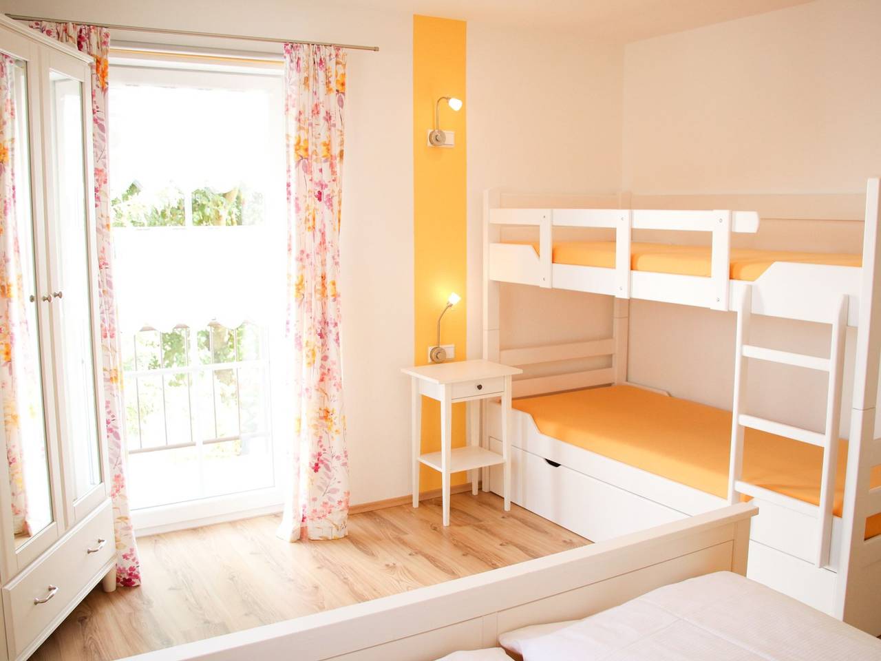 Ferienhaus zum Schneiderlein - Ferienhaus "Zum Schneiderlein", 180qm, Garten, 5 Schlafzimmer, max. 17 Personen in Hayingen, Neckar-Alb