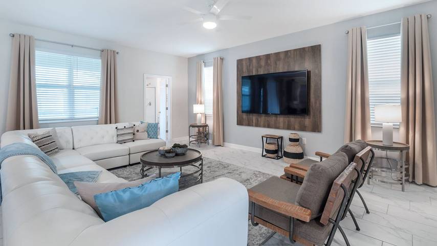 Ultimate 6 Bedroom villa on Storey Lake, Orlando Villa 3842 in Condado de Osceola