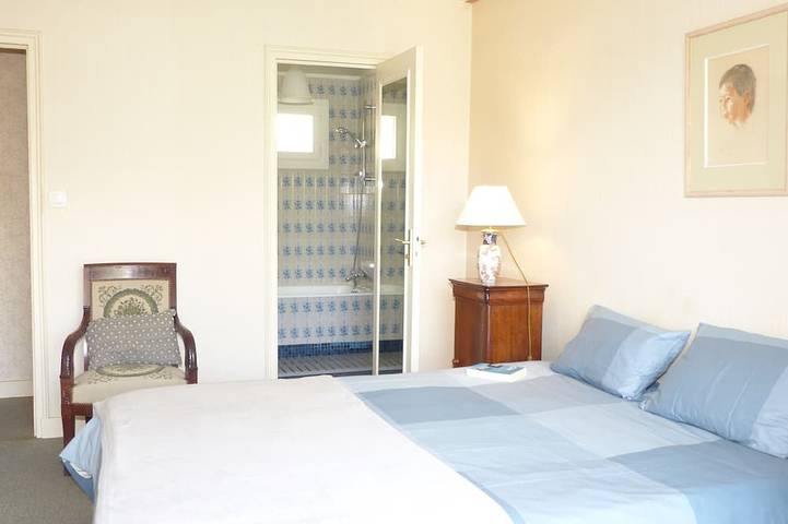 Gîte pour 9 personnes, avec jardin ainsi que sauna et terrasse dans Plage Pen Boc H Arradon - 3