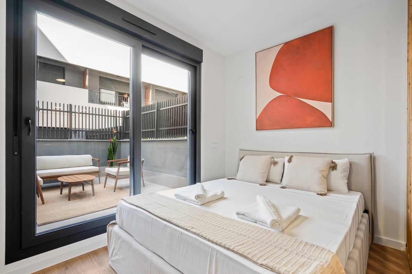 Entire apartment,  Exclusivo apartamento con terraza privada, piscina, gimnasio y coworking in San Sebastián de los Reyes, Madrid Province