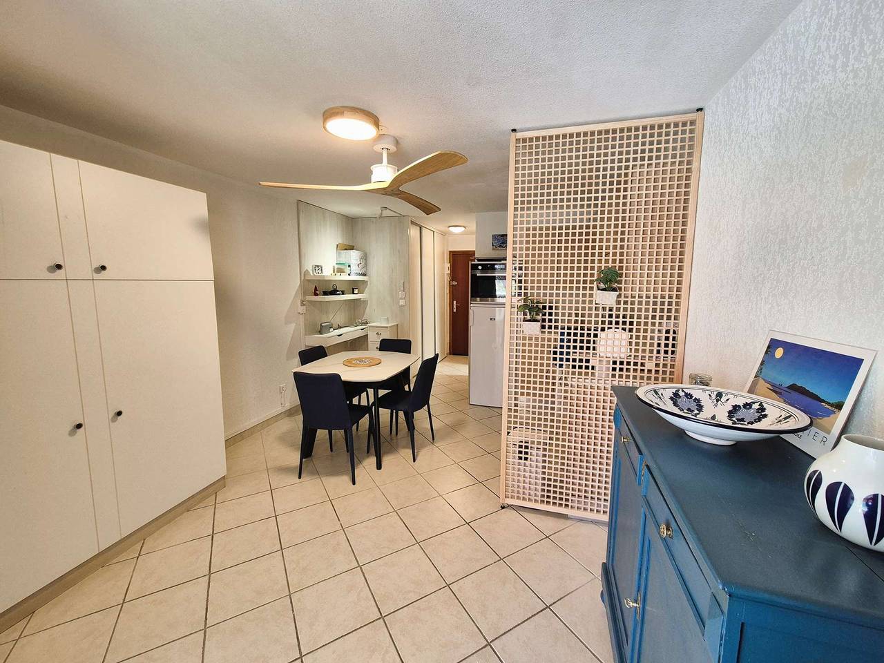Gehele studio, Charming studio apartment, sleeps 3, bright, 500 m from the beach and shops... in Saint-Mandrier-sur-Mer, Toulon regio