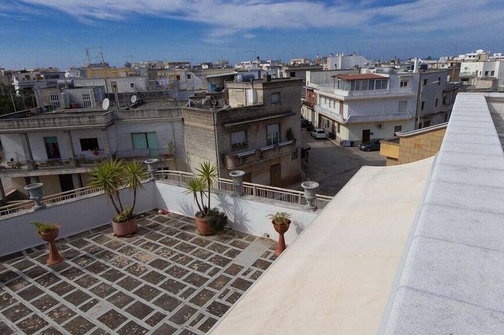 Entire apartment, Above the roofs: modern+spacious apartment, near to the sea, penthouse style in Carovigno, Salento