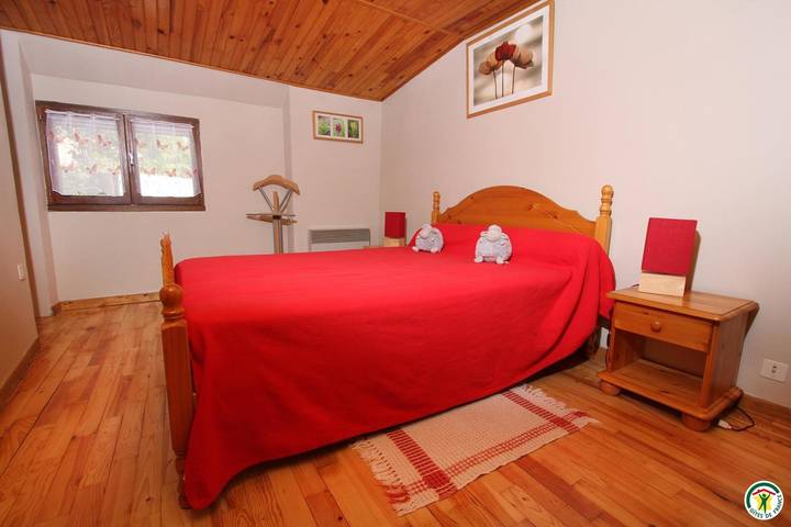 Gîte pour 4 personnes, avec jardin et terrasse, animaux acceptés à Boulc