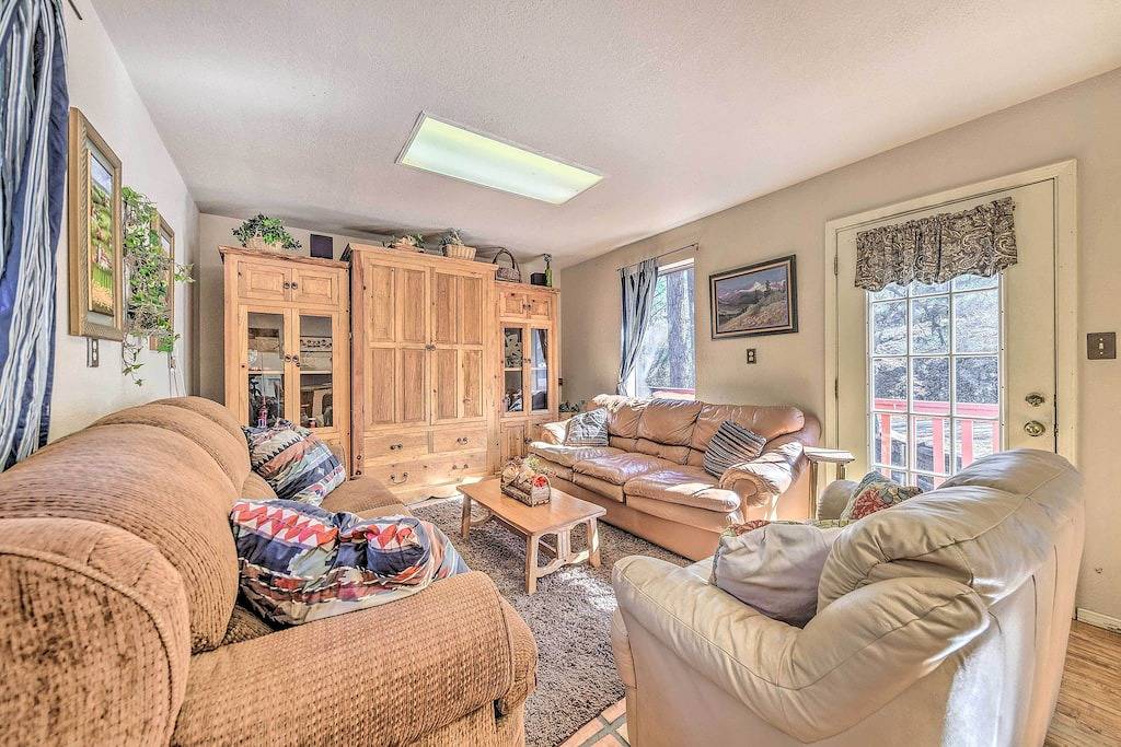 Dog-Friendly Alto Escape w/ Hot Tub + Foosball! in Alto, Ski Apache