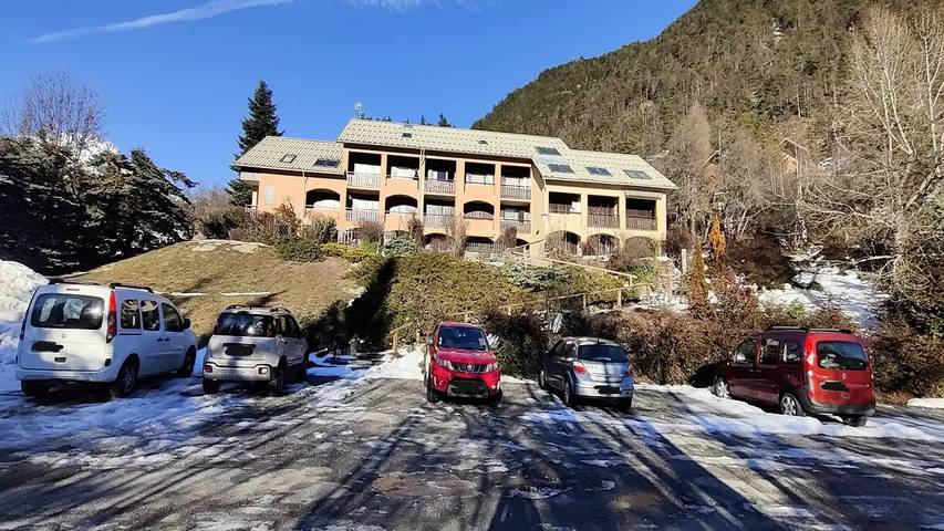 Gîte pour 4 personnes, avec vue à Vallouise - 2
