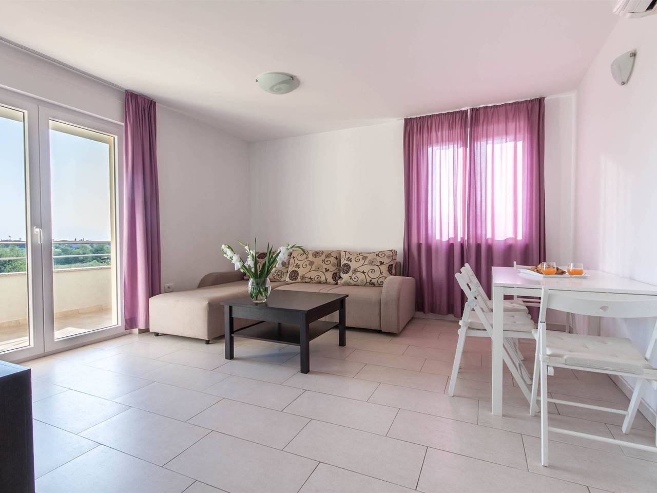 Ganze Wohnung, Wohnung in Monterol mit Terrasse und Garten in Umag, Umag und Umgebung