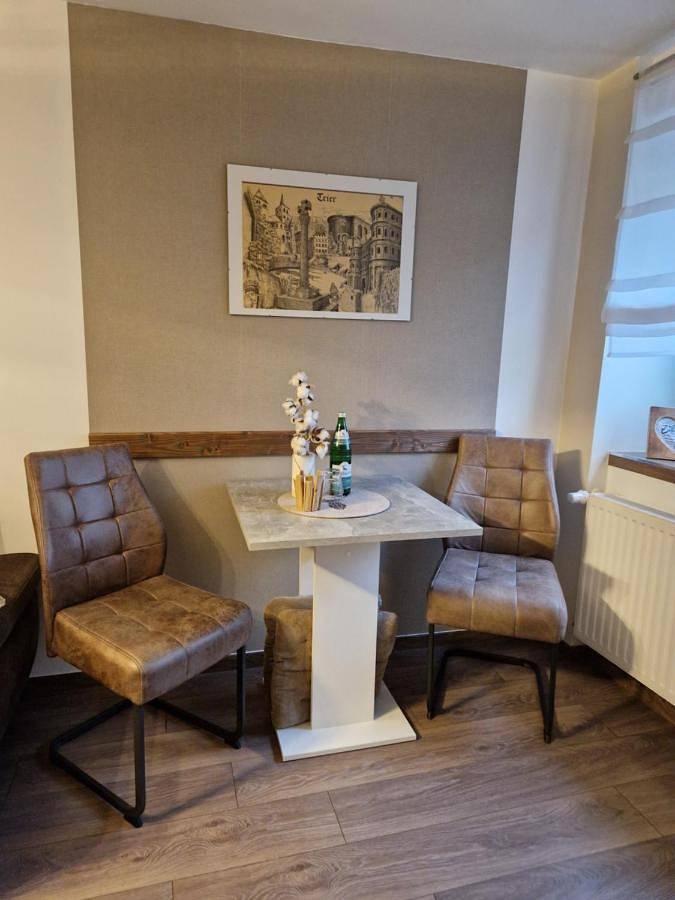 Ganze Wohnung, Familie Jonas in Schweich, Moseleifel