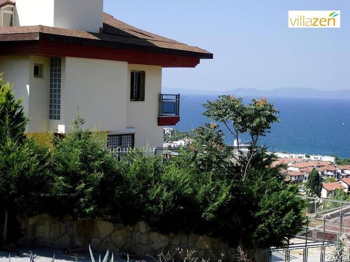 Villa für 13 Personen, mit Garten und Whirlpool in Kusadasi