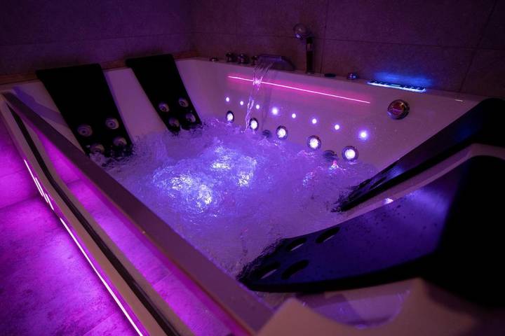 Apartmenthotel für 2 Personen, mit Sauna und Garten sowie Pool und Ausblick in Polen - 2