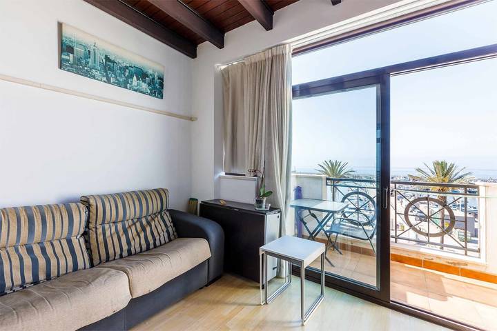 Entire apartment, A&N Port View Holiday Apartment – Caleta de Vélez in Urbanización Villa del Mar, Vélez-Málaga