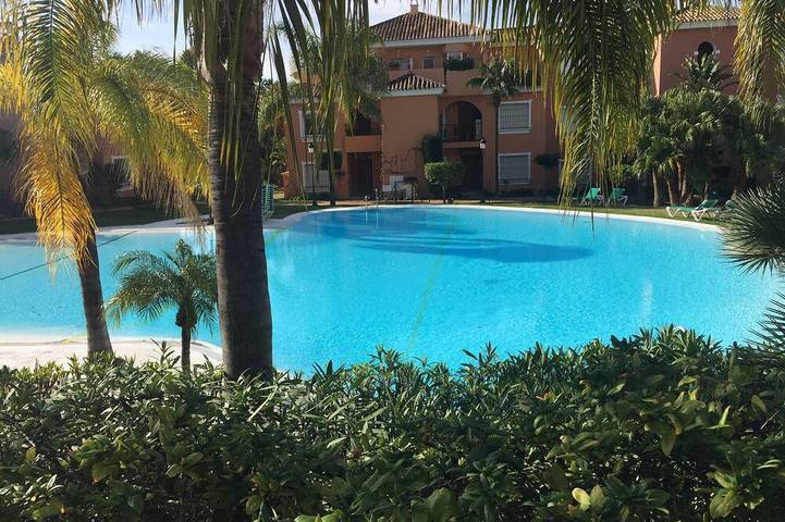 Appartement de vacances pour 4 personnes, avec piscine ainsi que jardin et terrasse - 1
