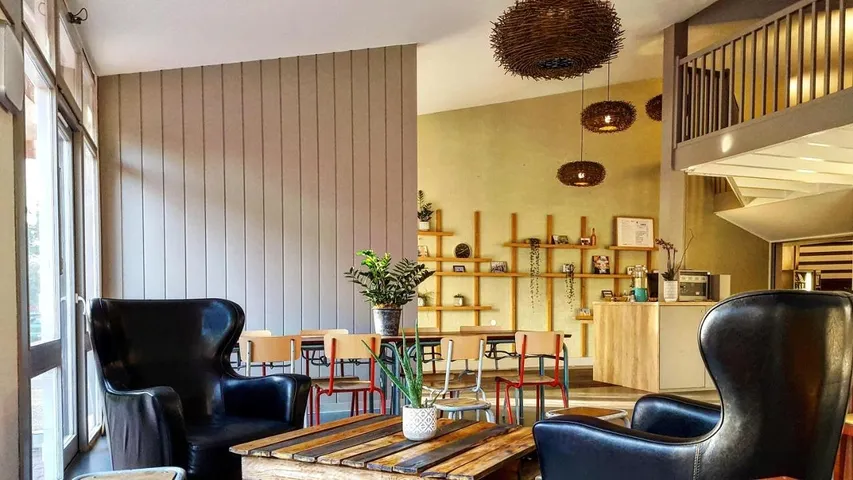 Hotel para 2 personas, con jardín - 1