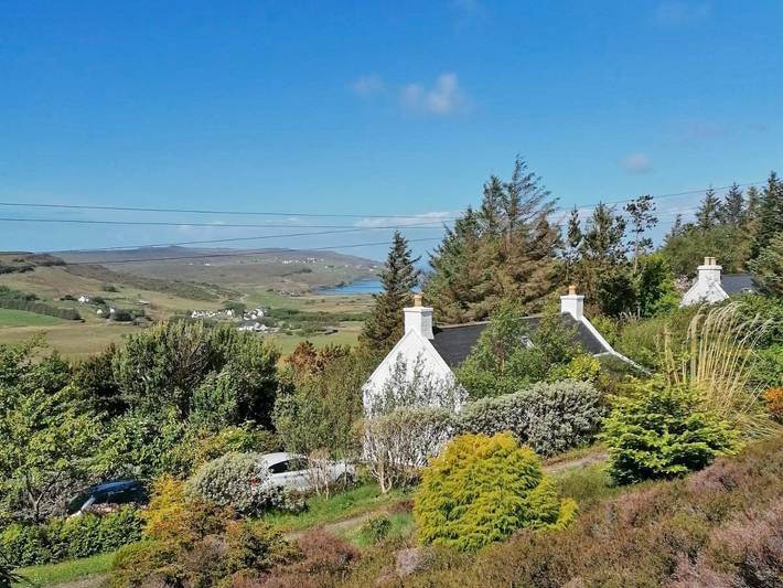 Vacation rental for 3 people, with yard on the Isle of Skye