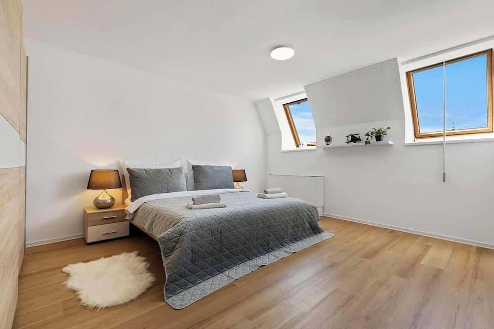 Entire apartment, Family Hub in Centre in Bratislava, Bratislava region
