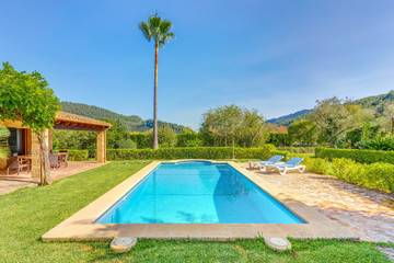Finca in Torrent de la Vall d'en Marc, Pollença für 8 
