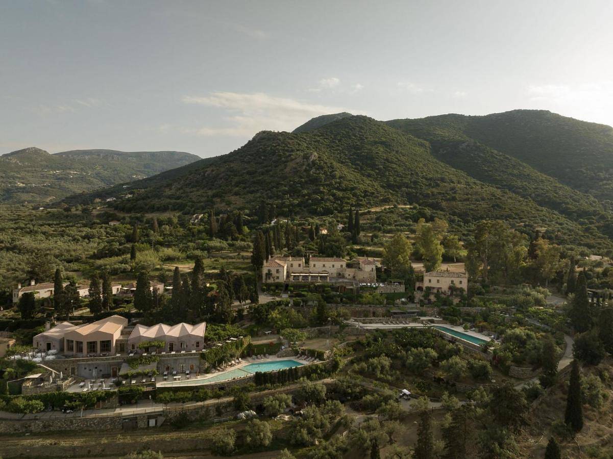 Kinsterna Hotel in Peloponnes