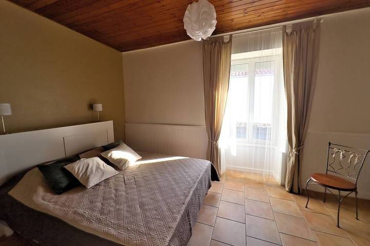 Location de vacances pour 9 personnes, avec jardin à Grues - 4