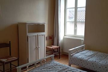 Location De Vacances pour 8 Personnes dans La Truchère, Région de Mâcon, Photo 4